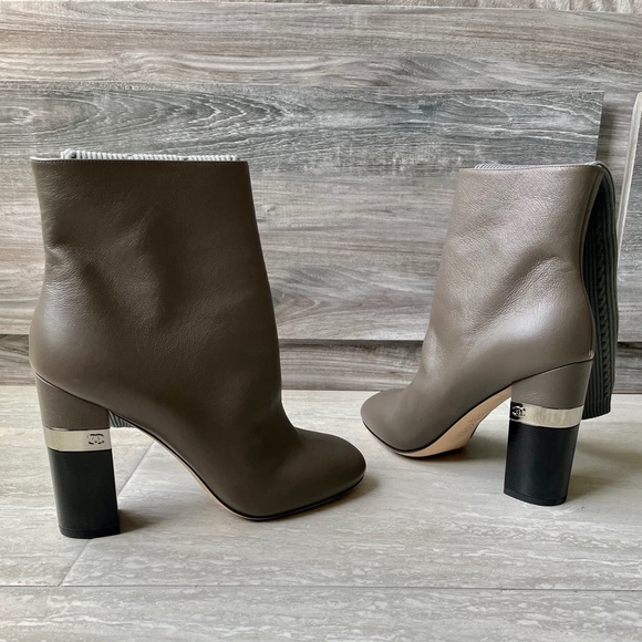 CHANEL SOCK BOOTS - Picture 9 of 12